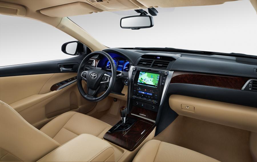  Toyota Camry 2014 года  (CIS) (фото 24 из 41)